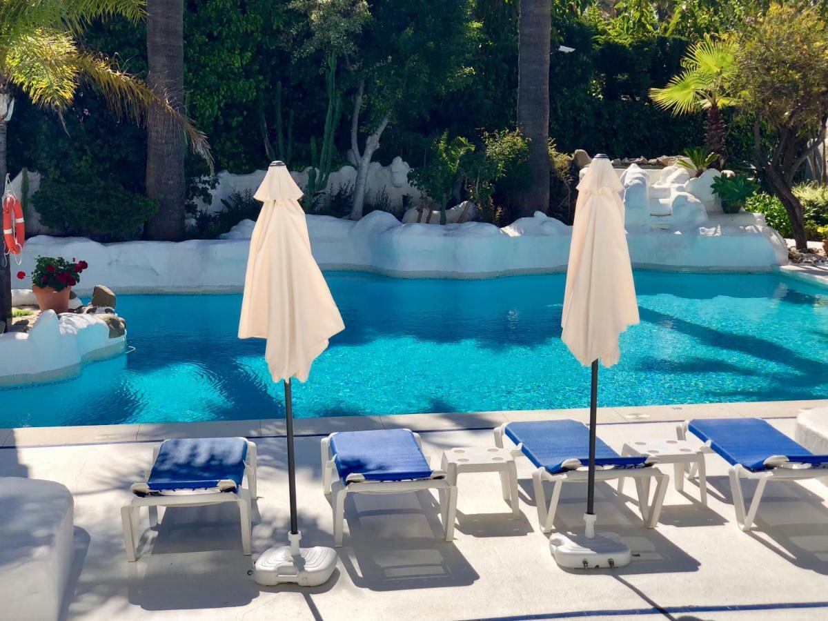 Luxury Apartment In La Isla, Walking Distance To Puerto Banus Marbella Zewnętrze zdjęcie