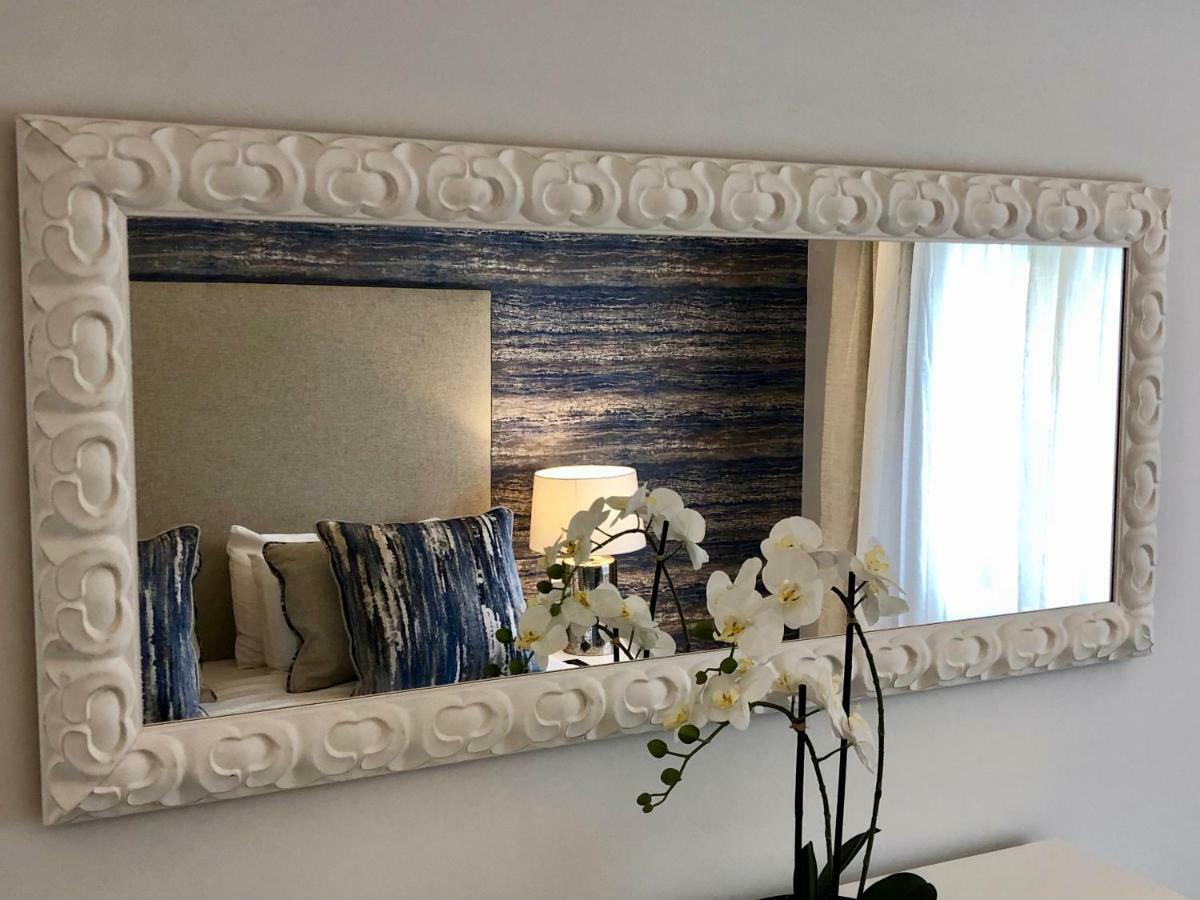 Luxury Apartment In La Isla, Walking Distance To Puerto Banus Marbella Zewnętrze zdjęcie