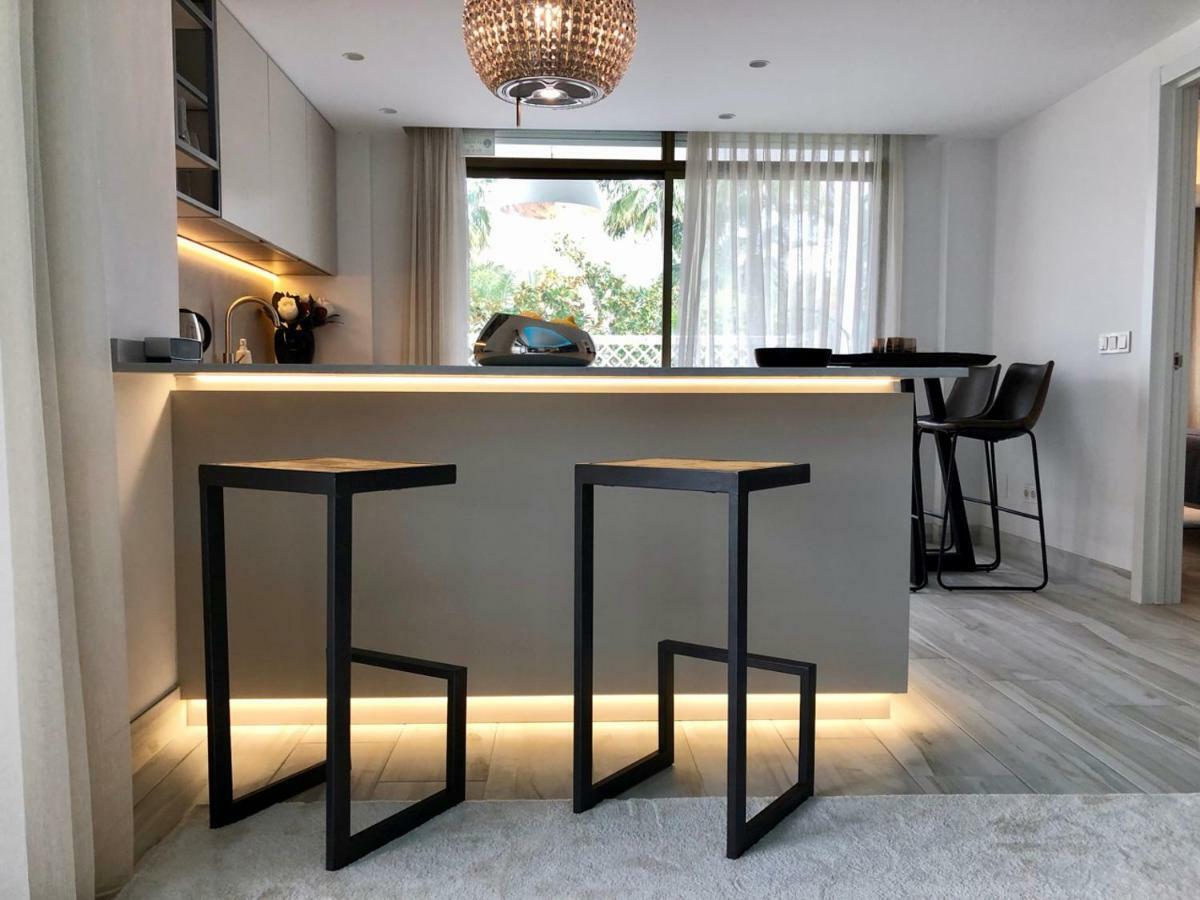 Luxury Apartment In La Isla, Walking Distance To Puerto Banus Marbella Zewnętrze zdjęcie