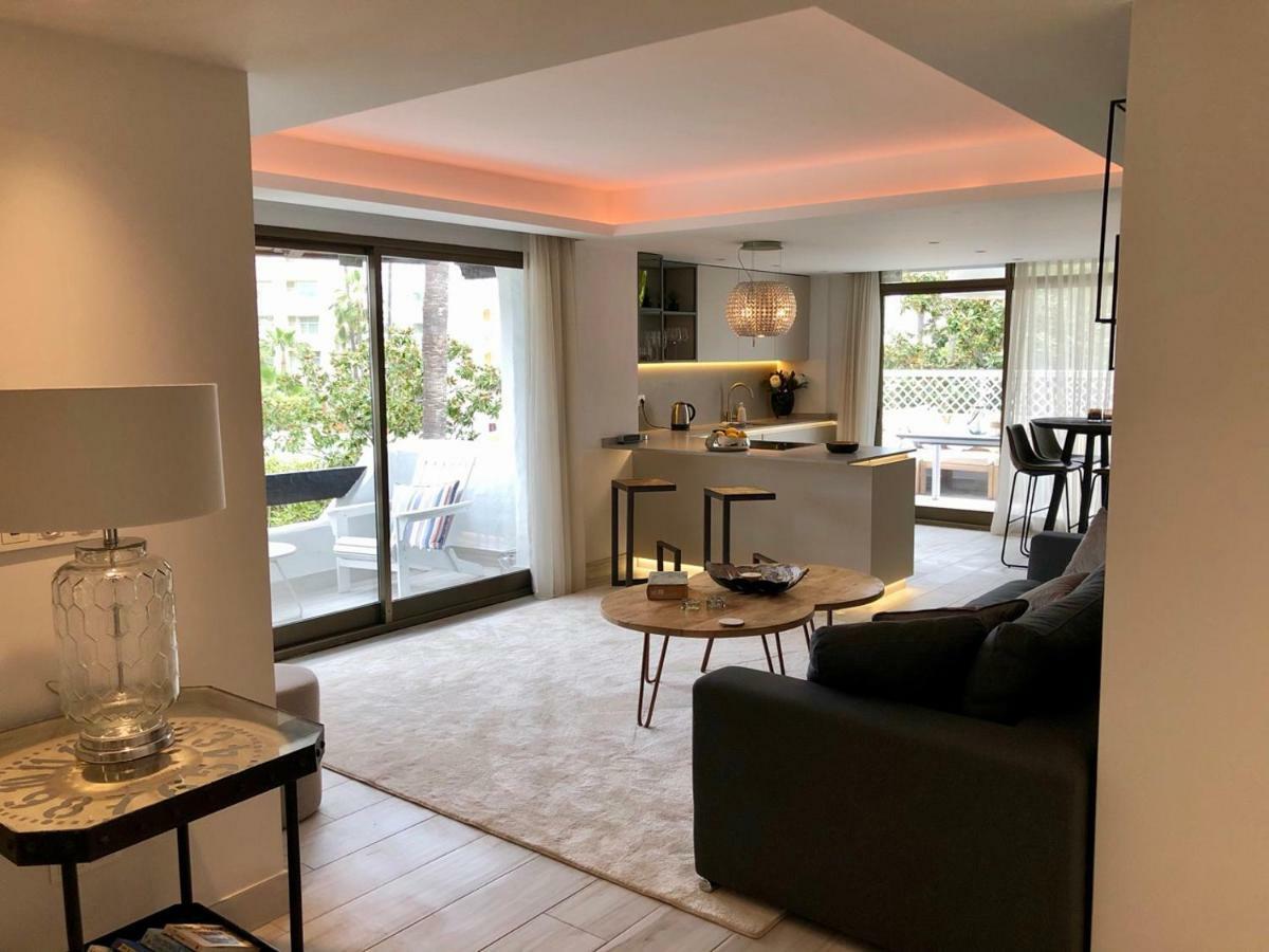 Luxury Apartment In La Isla, Walking Distance To Puerto Banus Marbella Zewnętrze zdjęcie