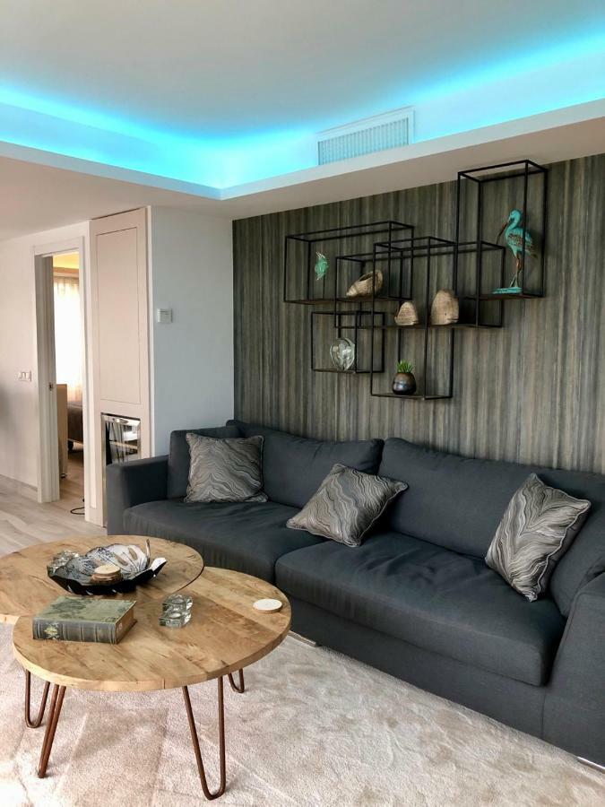 Luxury Apartment In La Isla, Walking Distance To Puerto Banus Marbella Zewnętrze zdjęcie