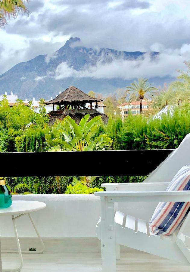 Luxury Apartment In La Isla, Walking Distance To Puerto Banus Marbella Zewnętrze zdjęcie