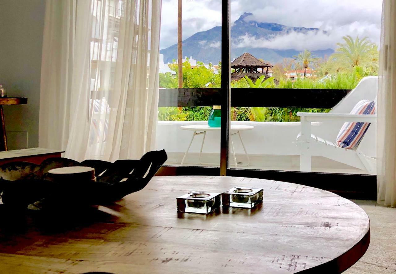 Luxury Apartment In La Isla, Walking Distance To Puerto Banus Marbella Zewnętrze zdjęcie