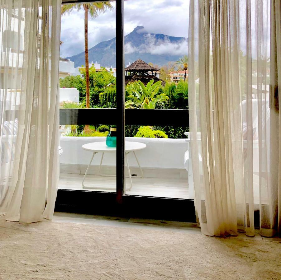 Luxury Apartment In La Isla, Walking Distance To Puerto Banus Marbella Zewnętrze zdjęcie